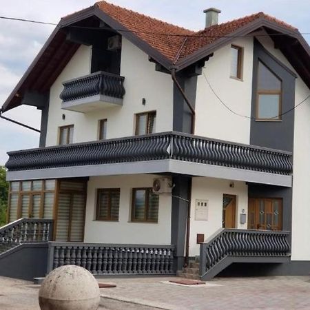 Teal Apartments Bihać Eksteriør billede