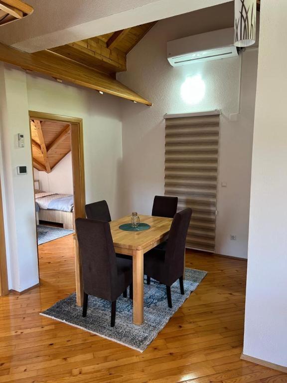 Teal Apartments Bihać Eksteriør billede