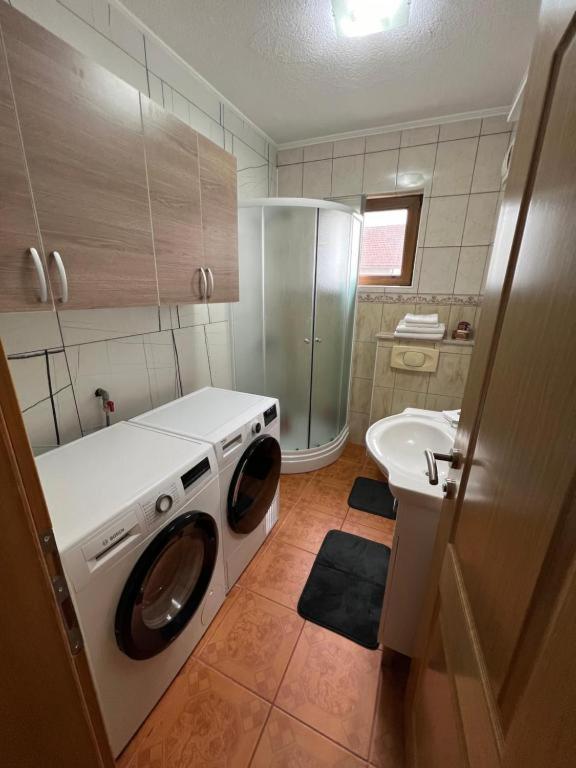 Teal Apartments Bihać Eksteriør billede