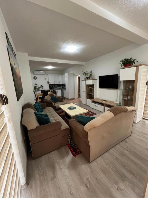 Teal Apartments Bihać Eksteriør billede